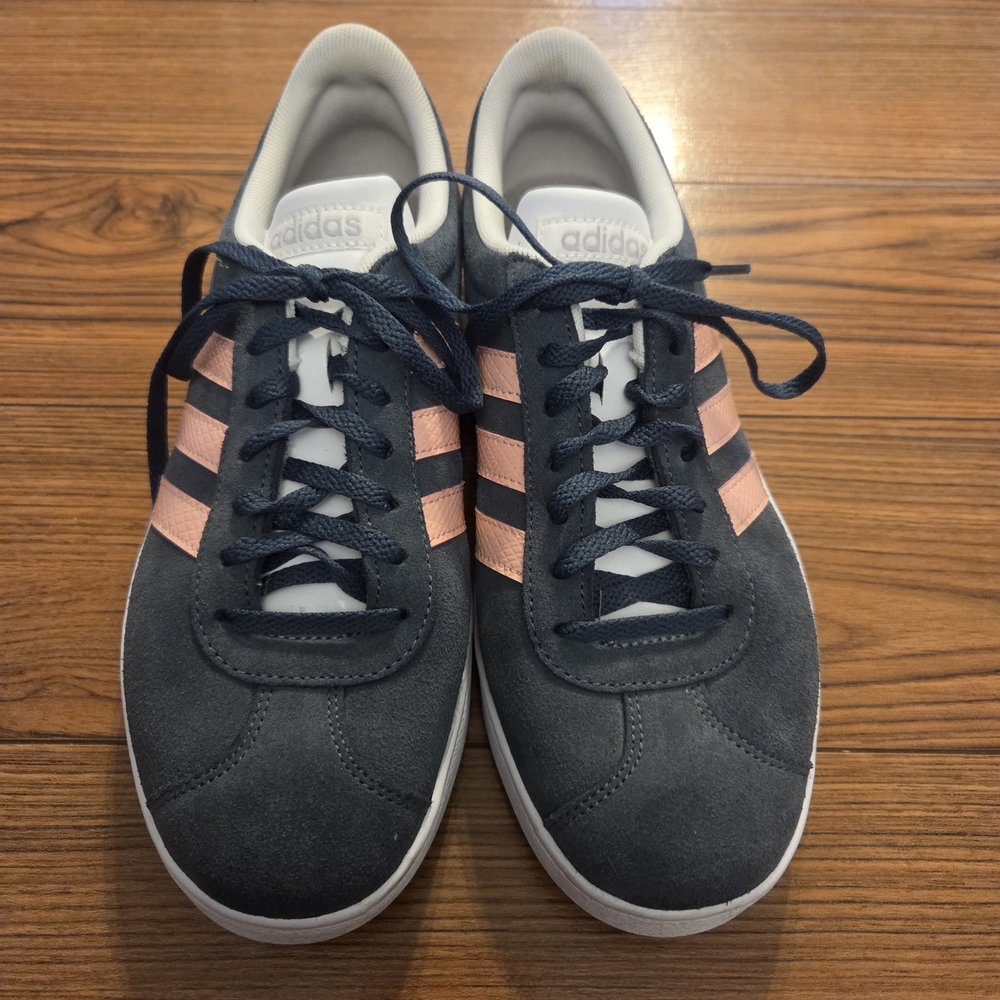 Adidas Women's VL Court 2 Shoes